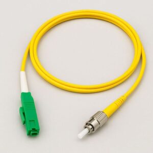 MegaF LWL Simplex Patchkabel, OS2, I-VH,  9/125µ, 1x E2000/APC 1 x ST ,LSZH , gelb - 2m